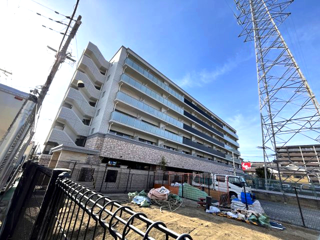 近鉄奈良線 八戸ノ里駅 徒歩4分 築3年
