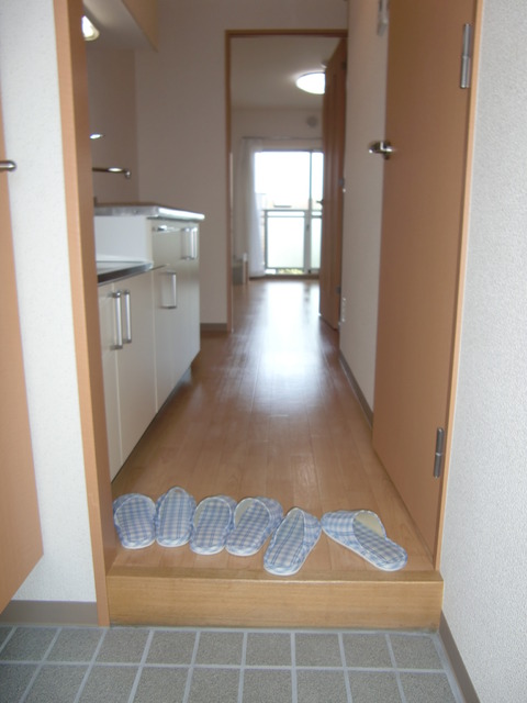 玄関　同タイプ別号室