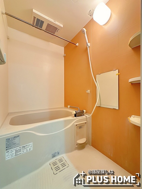 ＪＲ阪和線 和歌山駅 徒歩13分 3階建 築8年の外観写真