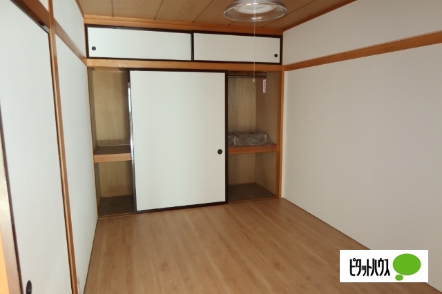 山形新幹線 山形駅 徒歩7分 6階建 築47年の内装写真