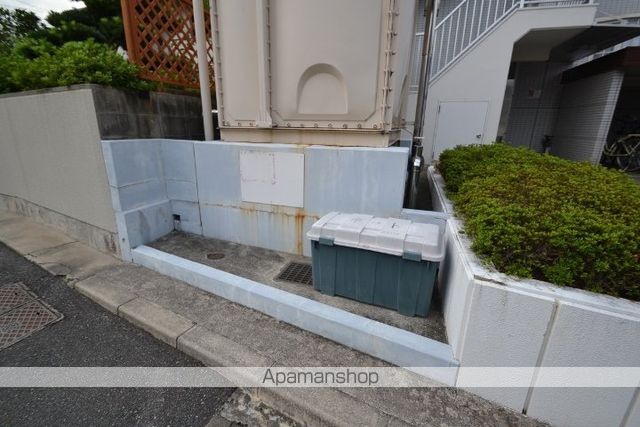 山陽新幹線 岡山駅 徒歩15分 3階建 築38年の外観写真