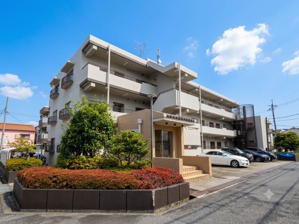建物外観　河内花園駅、徒歩４分です！