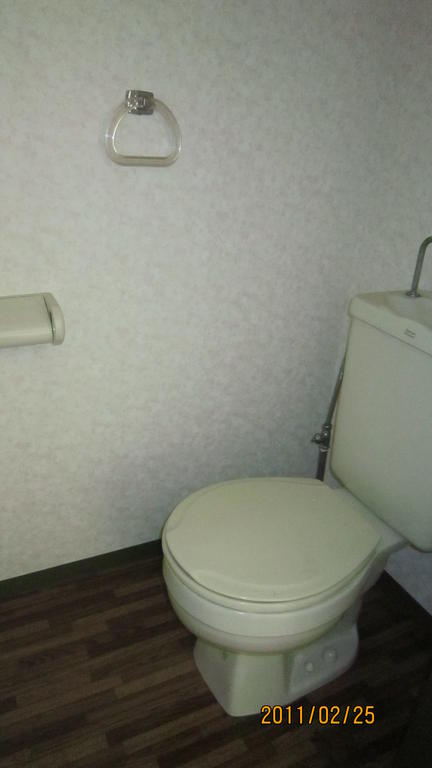 ＪＲ宇都宮線 宇都宮駅 徒歩49分 2階建 築37年のトイレ写真