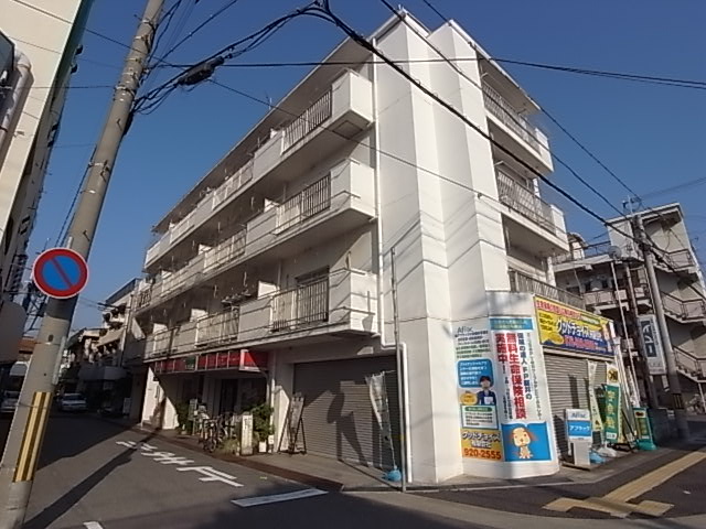 明石市西明石北町のマンションの建物外観