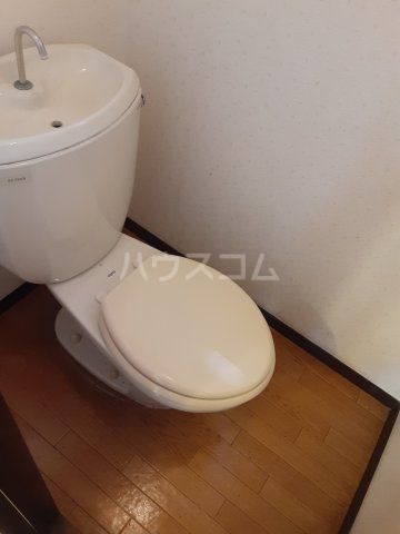 【静岡市葵区千代のアパートのトイレ】