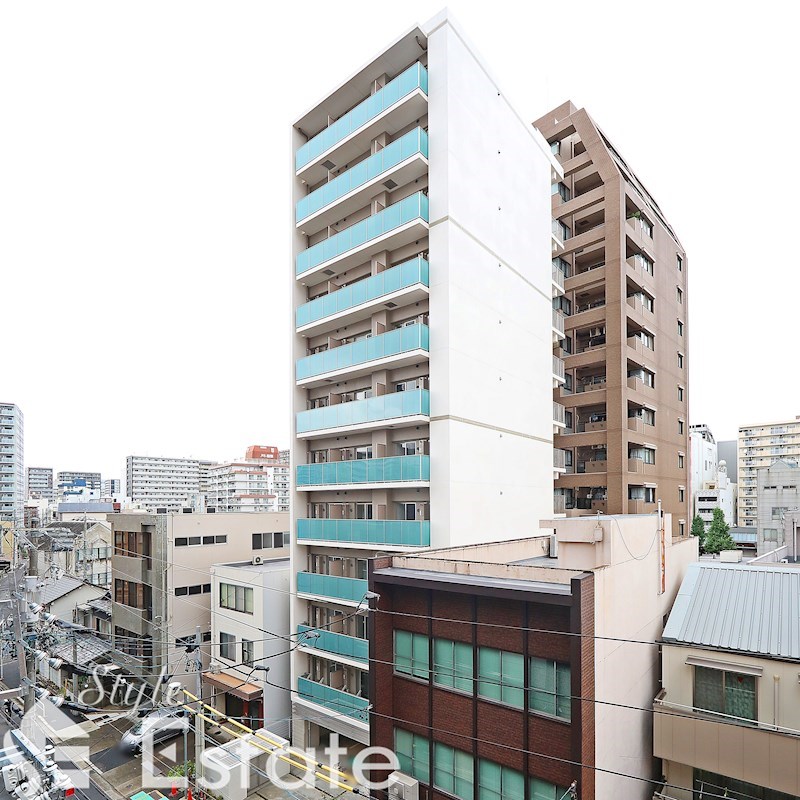 名古屋市中区千代田のマンションの建物外観