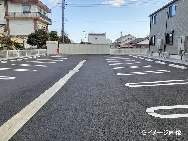 【益子町アパートの駐車場】