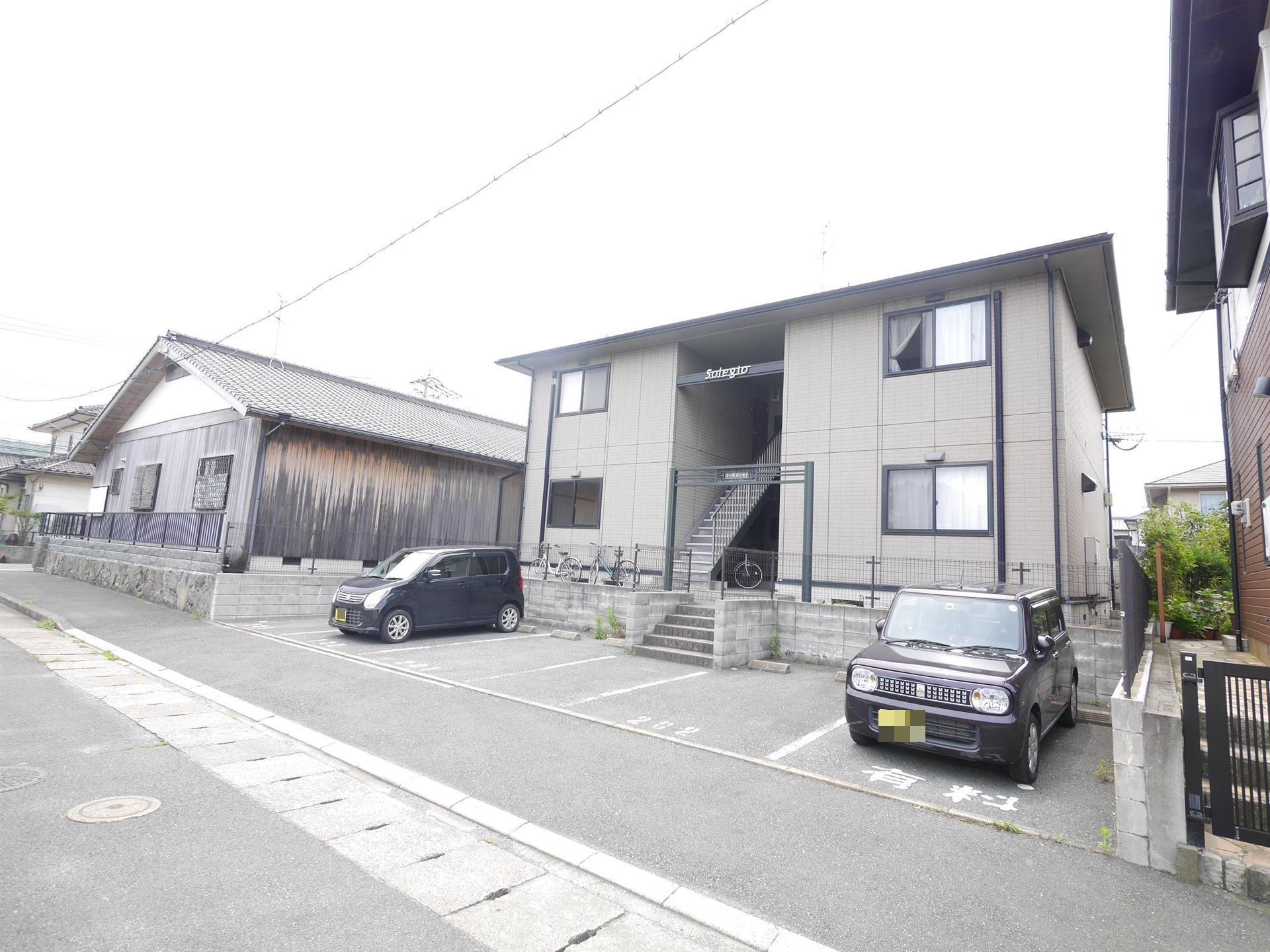 コーポカンセイの建物外観