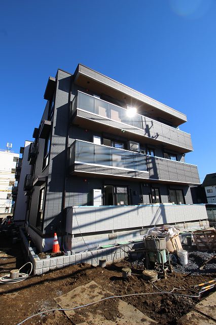 東武東上線 志木駅 徒歩10分 3階建 築2年の外観写真