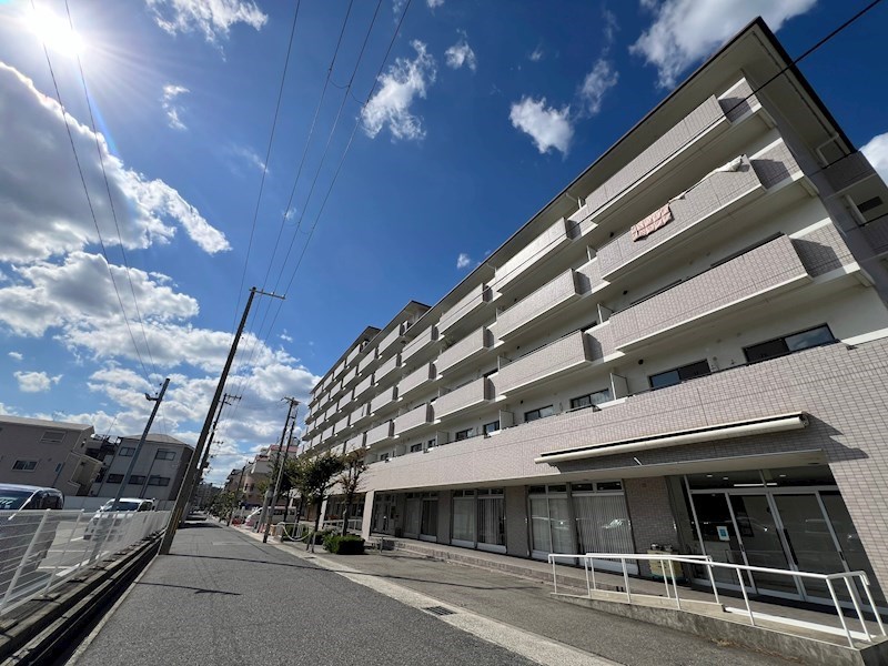 神戸市東灘区本庄町のマンションの建物外観