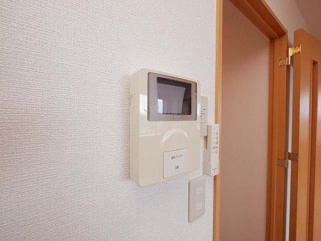 【札幌市北区篠路六条のマンションのセキュリティ】