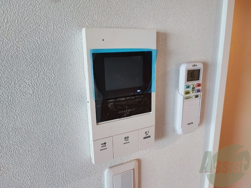 セキュリティ　インターホンは通話ができるので急な訪問があっても安心です。