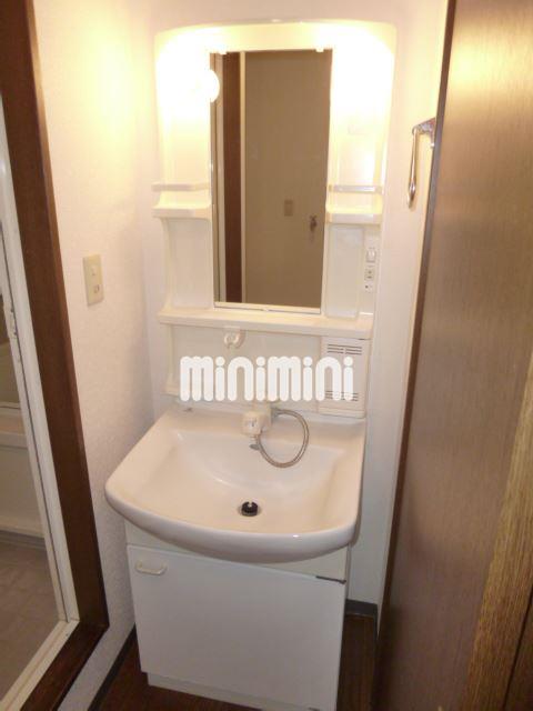 洗面設備　独立洗面台完備です。