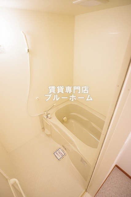 バス・シャワールーム　綺麗なお風呂！