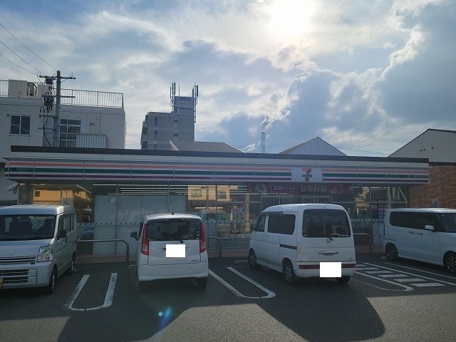 コンビニ　セブンイレブン周南新宿通店（コンビニ）まで450m