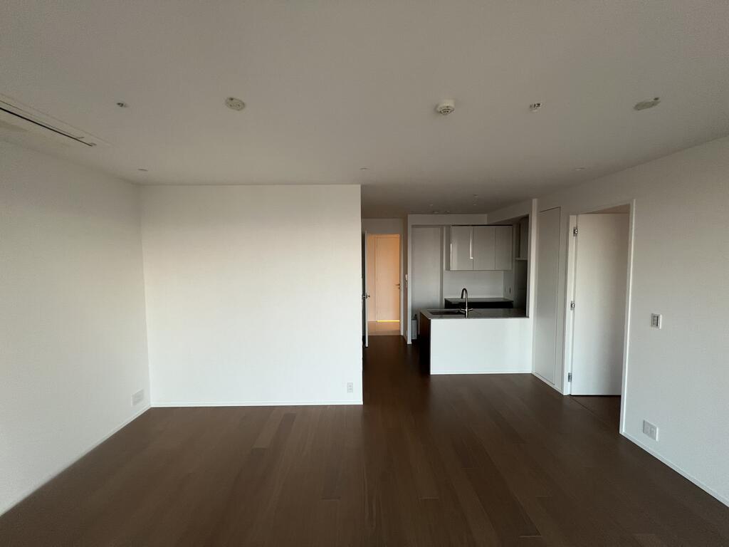 居室・リビング　18畳の広々としたLDKです