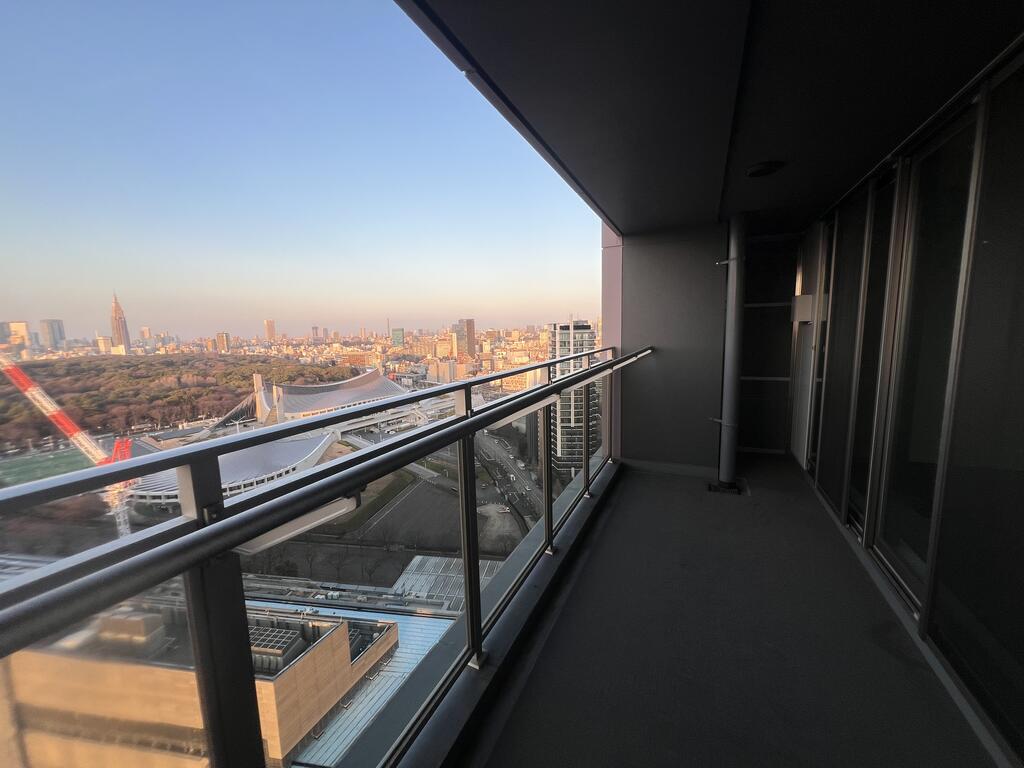 眺望　23階の広々としたバルコニーからの眺望です