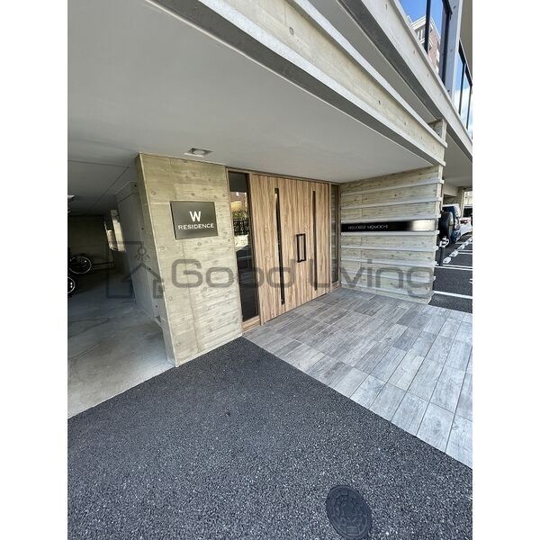 エントランス　エントランス