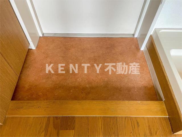 玄関　シンプルで使いやすい玄関です