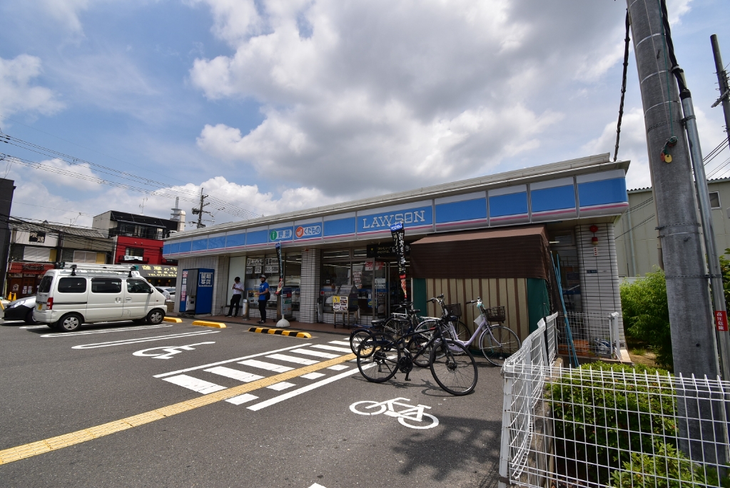 コンビニ　ローソン 寝屋川楠根北町店（コンビニ）まで153m