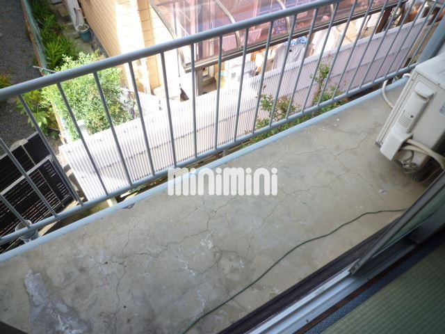 バルコニー　日当り良好なベランダ