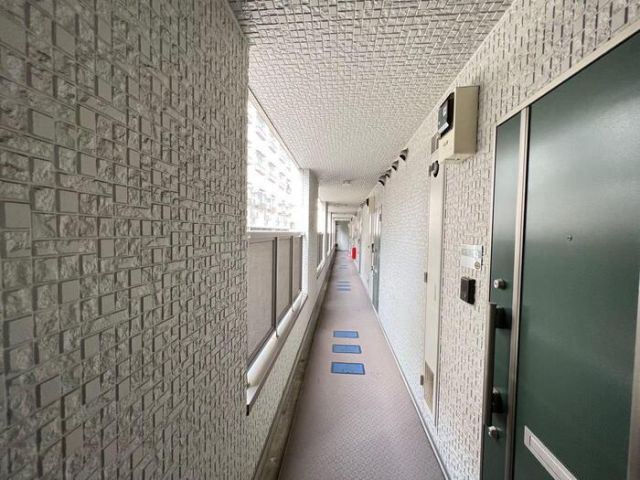 クレール・シャンブルの玄関写真