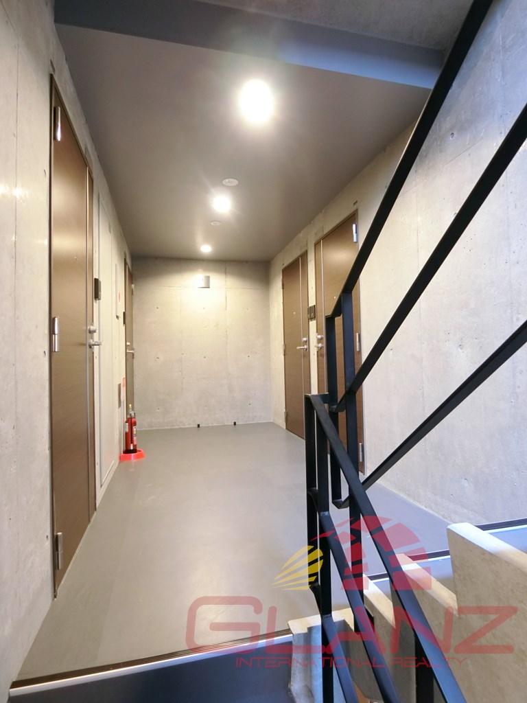 地下鉄南北線 北１８条駅 徒歩7分 5階建 築6年の外観写真