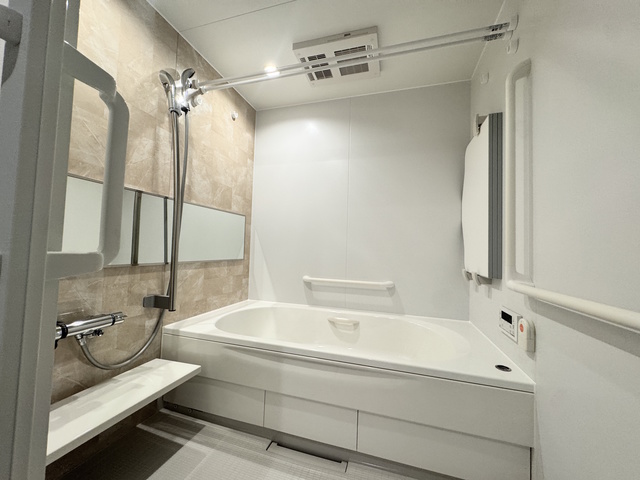 バス・シャワールーム