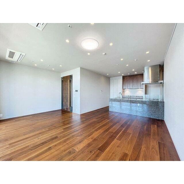 居室・リビング　物件画像