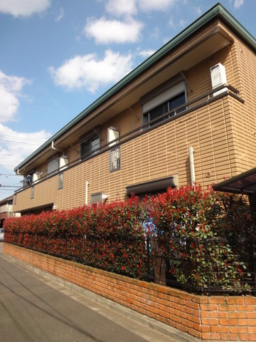 建物外観　★駅近、商店街至近でお買い物も便利です♪