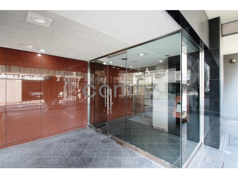 エントランス　建物入口