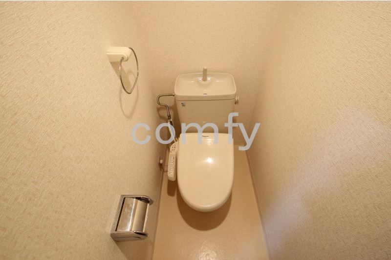 トイレ　ウォシュレット完備