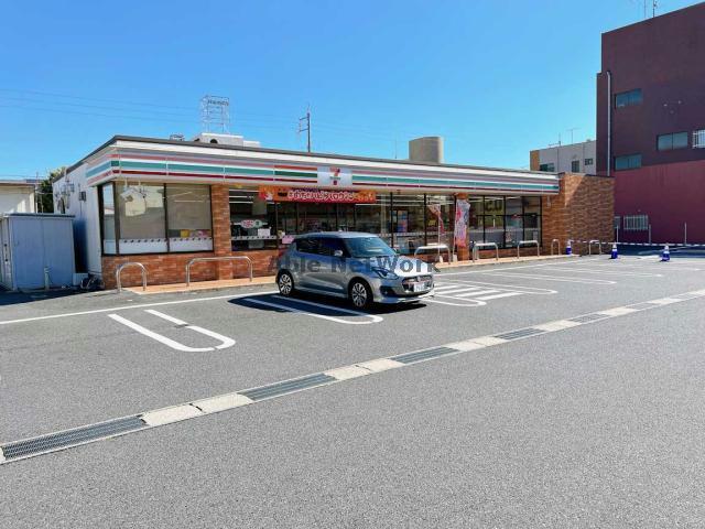 コンビニ　セブンイレブン宇部松山町店（コンビニ）まで385m
