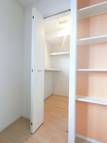 収納　☆ウォークインクローゼット☆