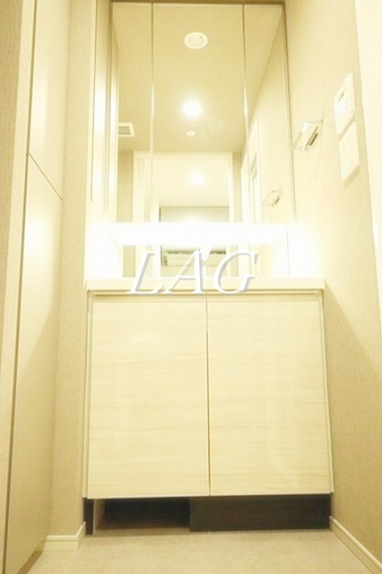 洗面設備　洗面台です。