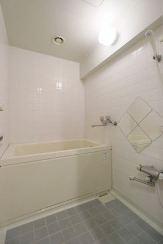 バス・シャワールーム　弊社は都内全域の物件をご紹介可能です！