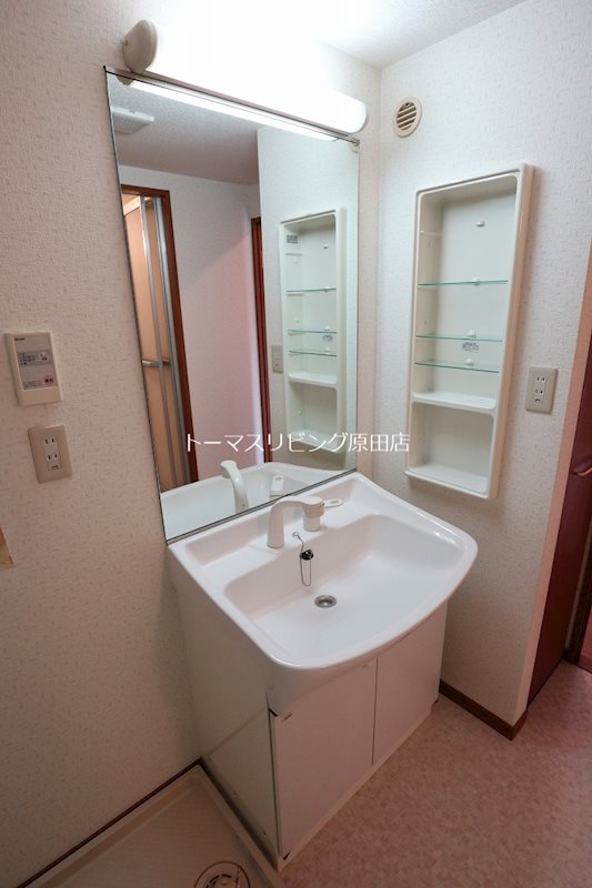 洗面設備　303号室写真