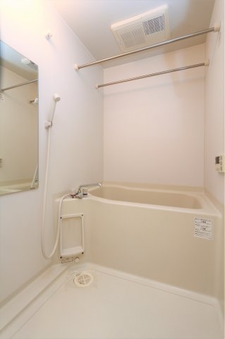 バス・シャワールーム　参考写真（同物件別部屋）