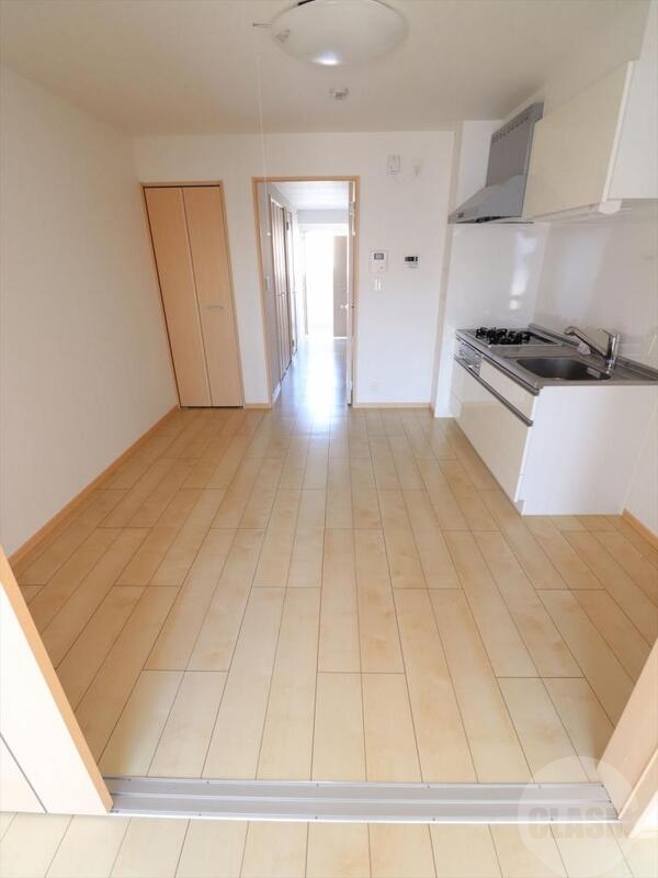 居室・リビング　６．１帖のダイニングキッチン