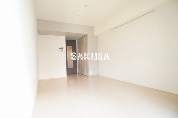 居室・リビング　使いやすい形の為、レイアウトを楽しめます♪