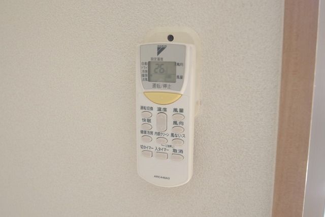 その他　★エアコンのリモコン★