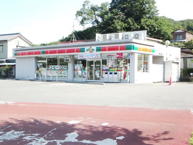 コンビニ　サンクス（コンビニ）まで240m