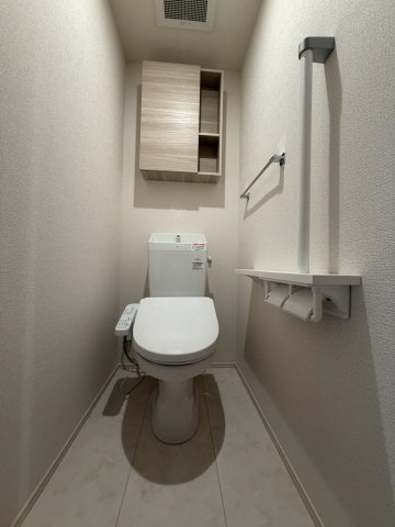 D-residence南茨木IIのトイレ写真