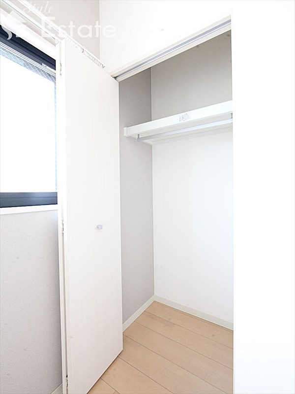 収納　ウォークインクローゼット