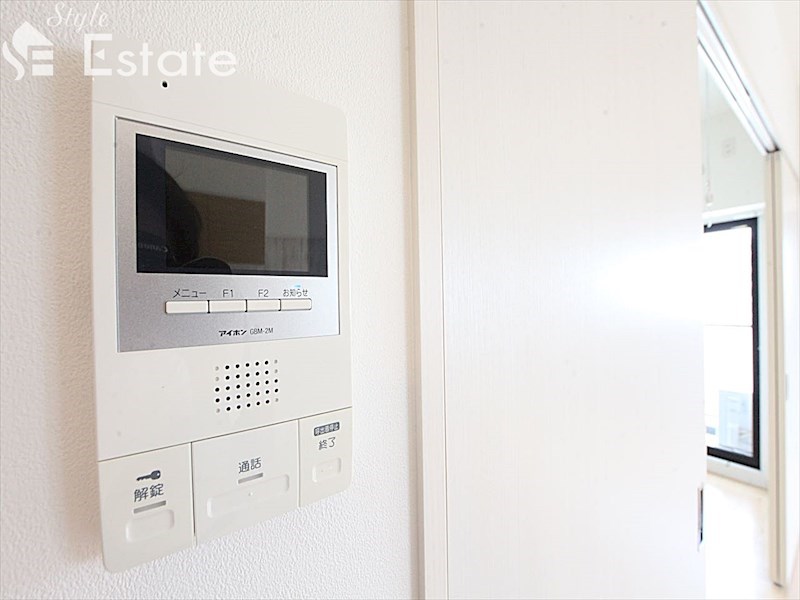 セキュリティ　モニター付きインターホン