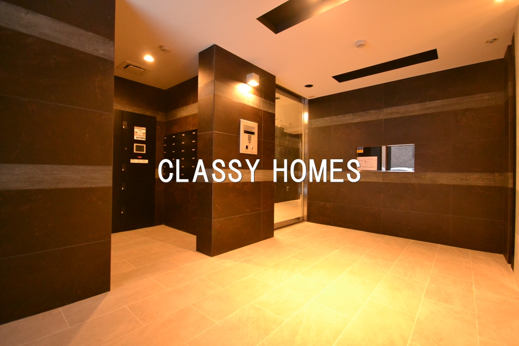 エントランス　2013年竣工レガリス愛宕御成門：エントランス