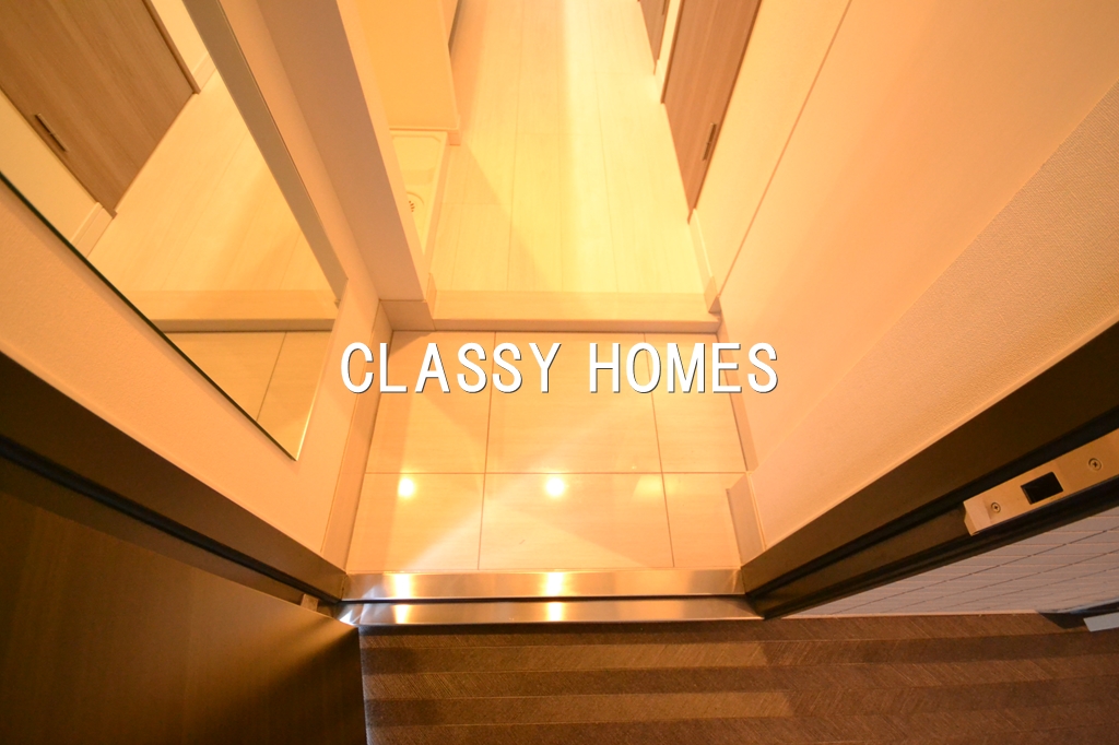 玄関　2013年竣工　レガリス愛宕御成門：玄関