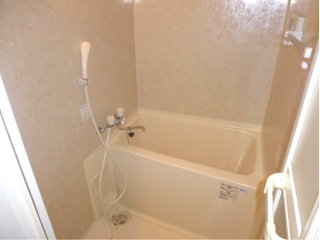 バス・シャワールーム　日々の疲れを癒すお風呂付です