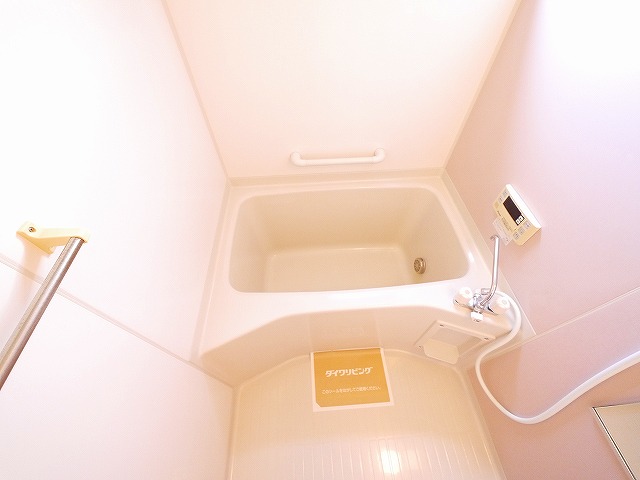 バス・シャワールーム　日々の疲れを癒すお風呂付です