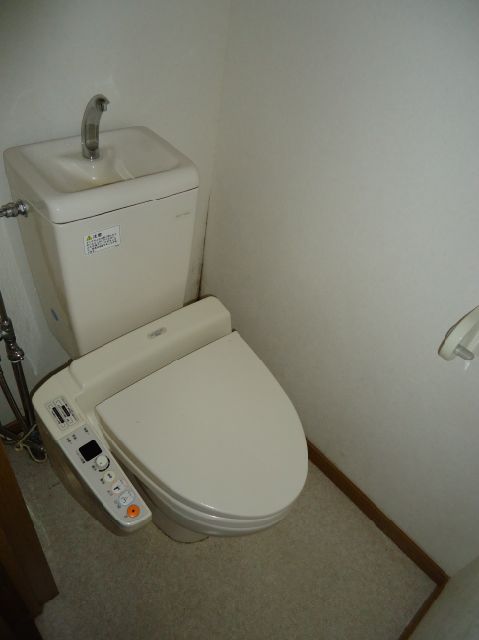 トイレ　シャワー付トイレ